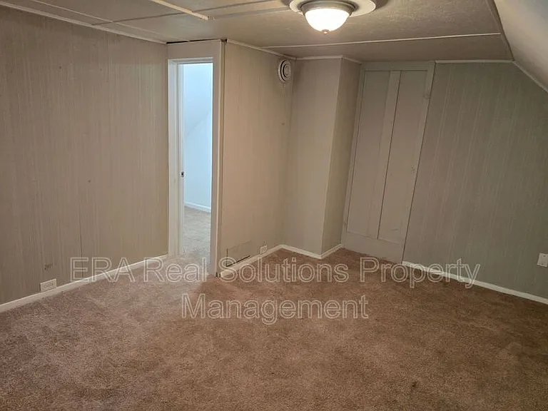 3607 Sackett Ave #3 — Photo 4