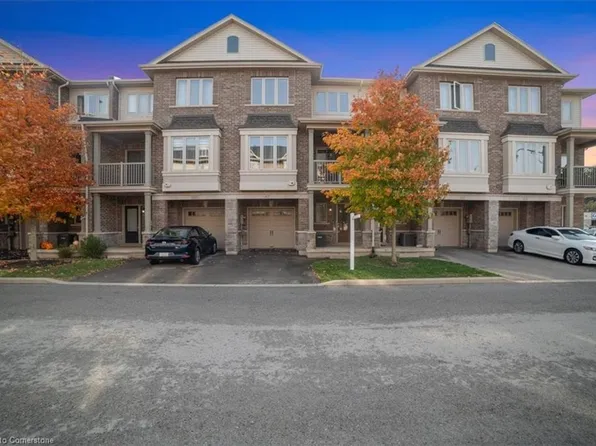 4122 Palermo Cmn, Burlington, ON L7L 0G7