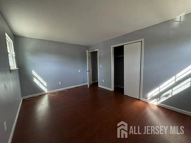 332 College Dr — Photo 6