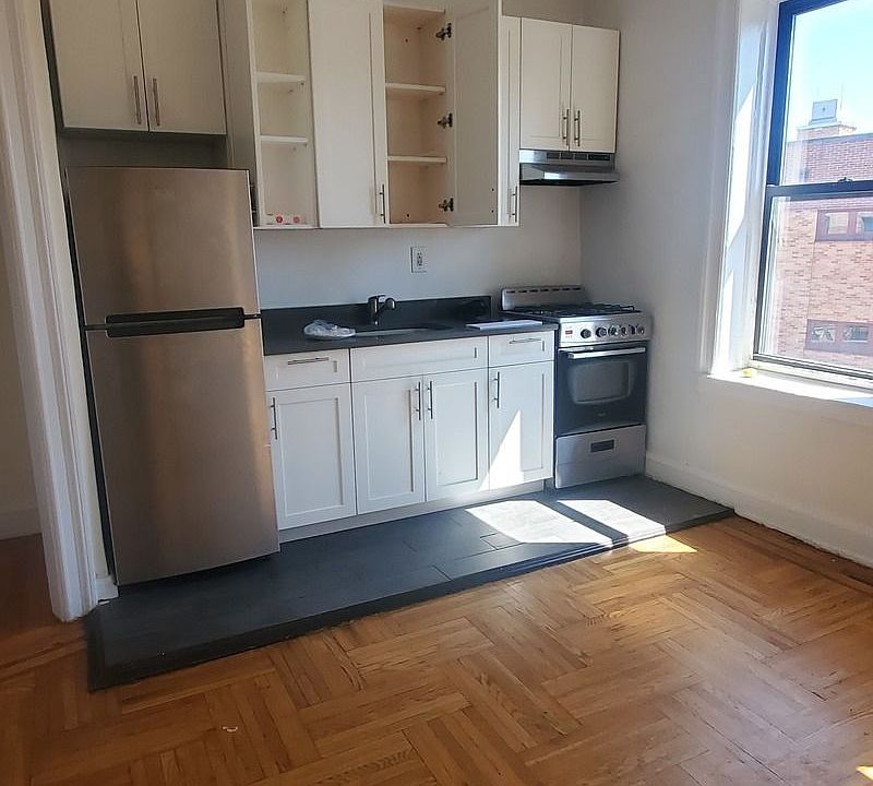 1st image of 32-15 93rd St #B19