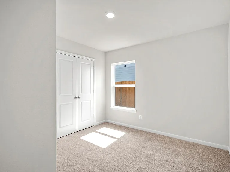 15871 Berry Hill Dr — Photo 11