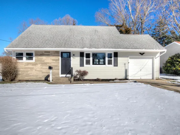 121 Bala Dr, Somers Point, NJ 08244