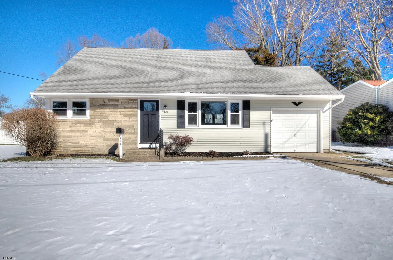 121 Bala Dr photo 1
