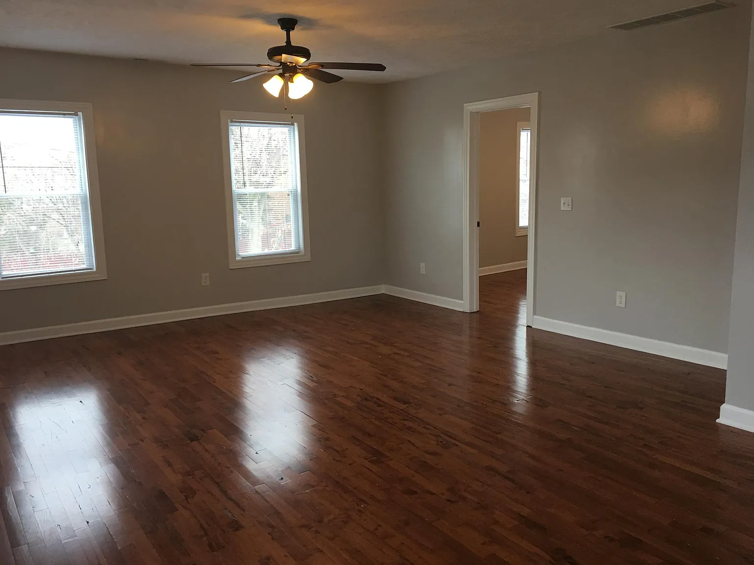 2 bed, $1,895 — Photo 3