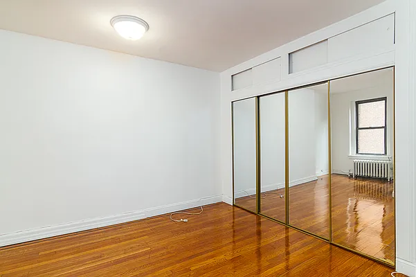 Rented by Oxford Property Group | media 11