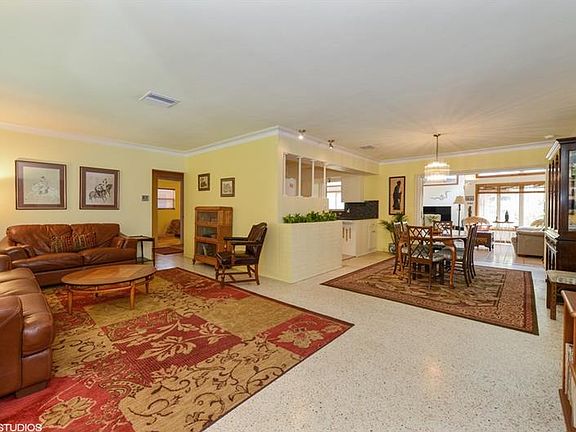 3rd image of 4562 14th Ave N