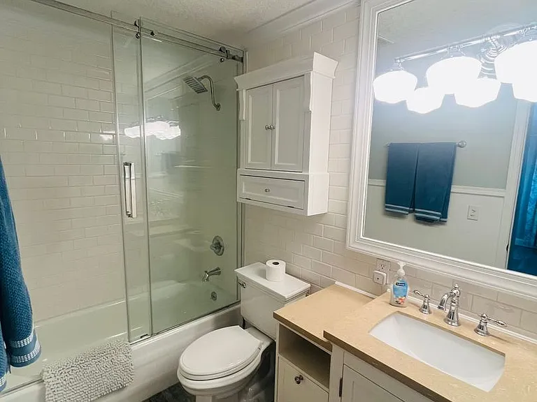 2250 Ocean Shore Blvd #201 — Photo 12