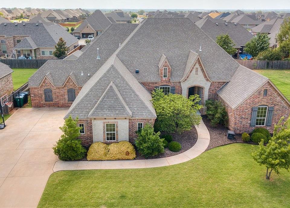 1st image of 3501 Chesterfield Pl