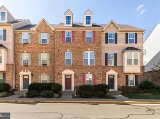 42616 Freistadt Sq, Sterling, VA 20166
