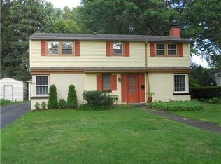 804 S Grosvenor Rd, Rochester, NY 14618