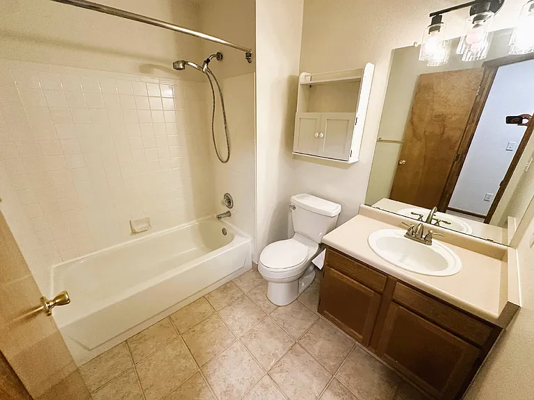 10542 Holyoke Dr — Photo 20