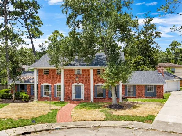 2701 Mount Vernon Dr, Dickinson, TX 77539