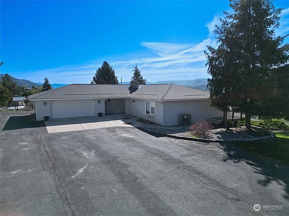 5th image of 227 D Street