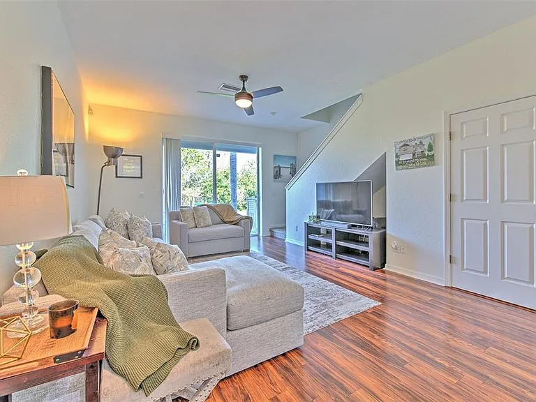 11094 Winter Crest Dr — Photo 7