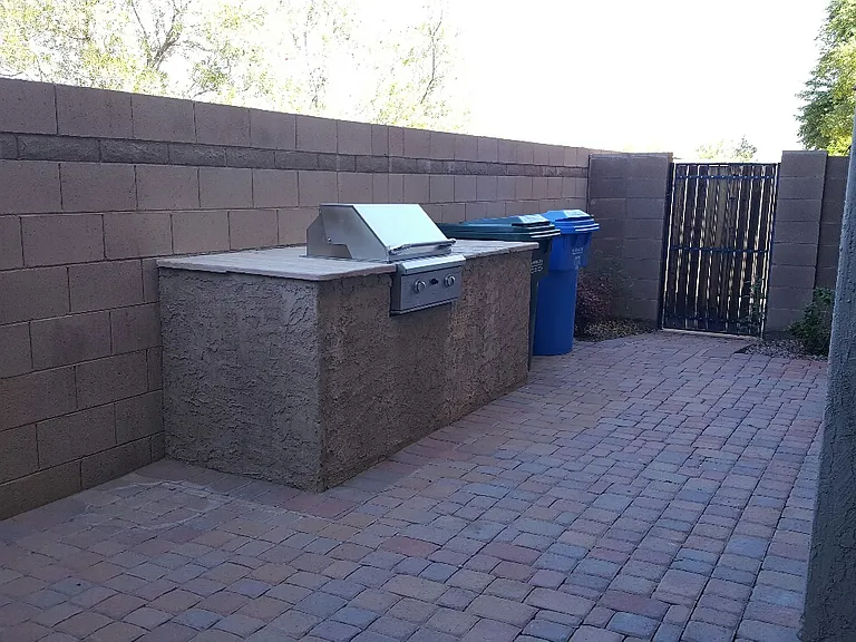 4728 W Carson Rd — Photo 2