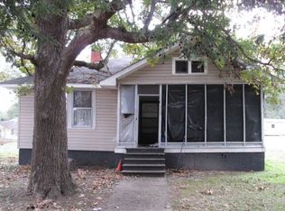 320 Lincoln St, Dallas, NC 28012