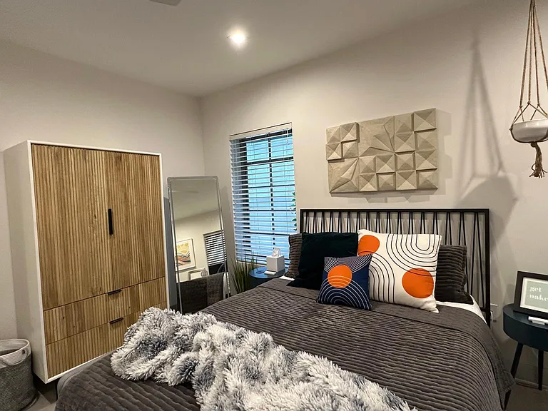 Corner Bedroom Review + Wardrobe