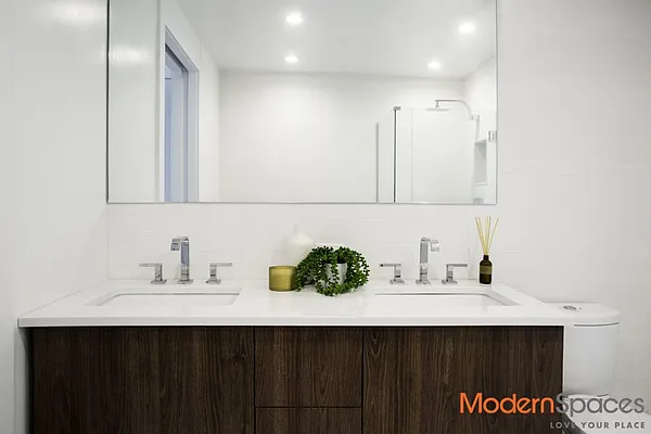 Sold by Modern Spaces | media 4