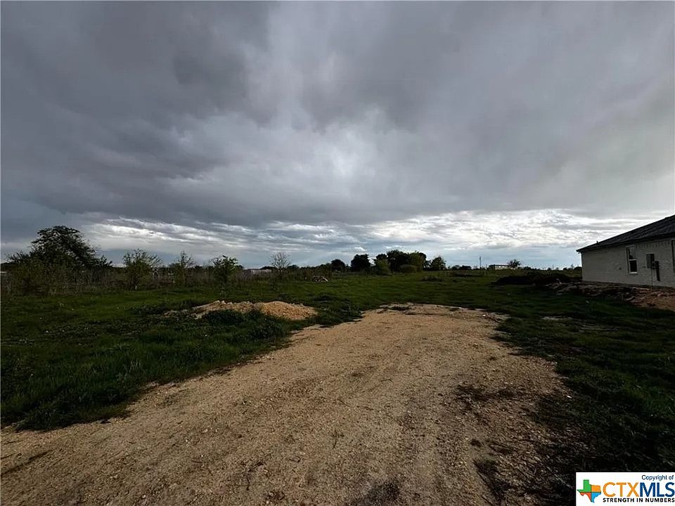 2nd image of 3195 Acres Spur