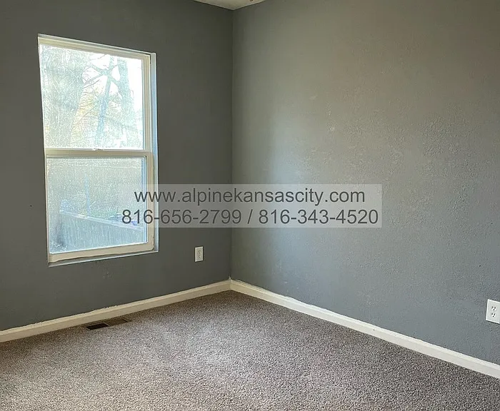 817 White Ave — Photo 13