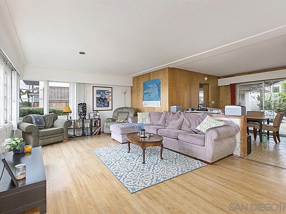 5th image of 3416 Crown Point Dr
