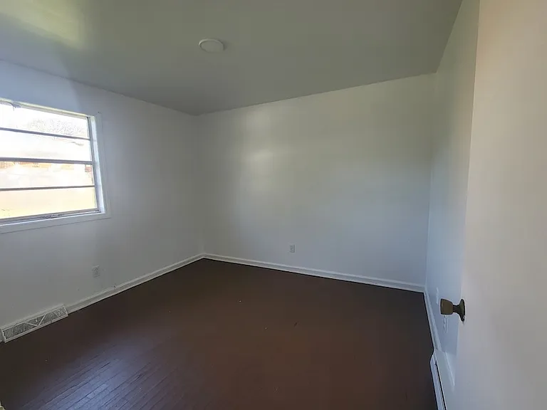317 E Florida St #B — Photo 6