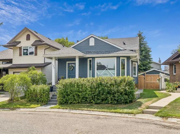 123 E Riverbrook Rd SE, Calgary, AB T2C 3P4