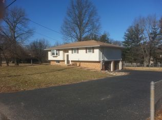 1417 Bloomington Rd, East peoria, IL 61611