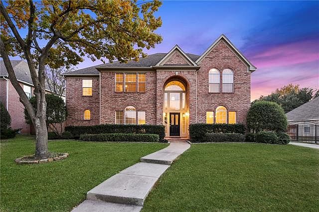 1st image of 1903 Water Lily Dr