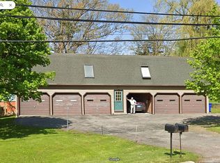 3336 Abbott Rd, Hamburg, NY 14075