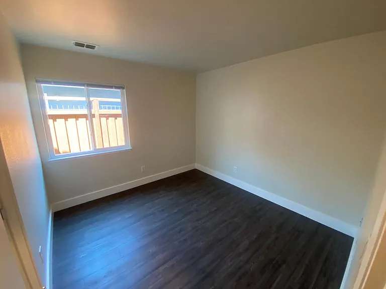 Stone Creek Dr — Photo 36