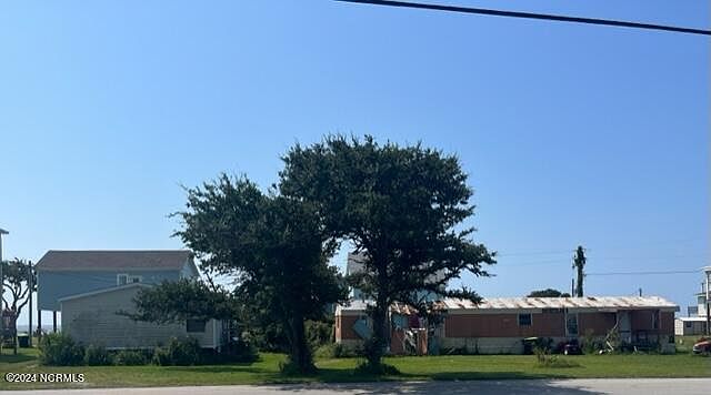 1st image of 908 & 922 Island Road