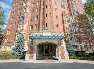 5049 Wornall Rd APT 7AB, Kansas City, MO 64112