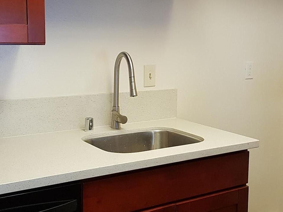 Kitchen w/New Dishes Washer, New Sink & Garbage Disposal