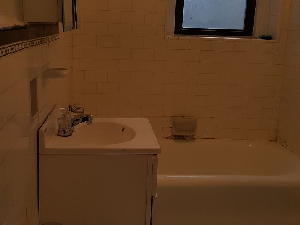2nd image of 80 Winthrop St APT Q1