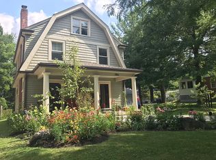 194 E Dunedin Rd, Columbus, OH 43214