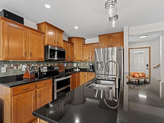 5th image of 5021 56th St NW