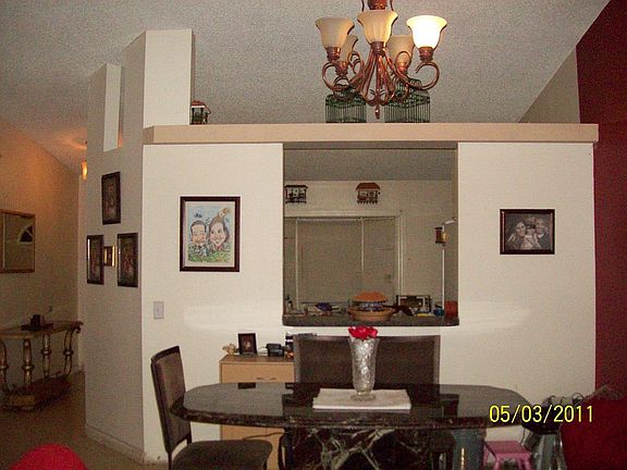 3rd image of 1922 SW Saga St