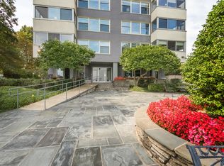 1410 Sheridan Rd APT 7C, Wilmette, IL 60091