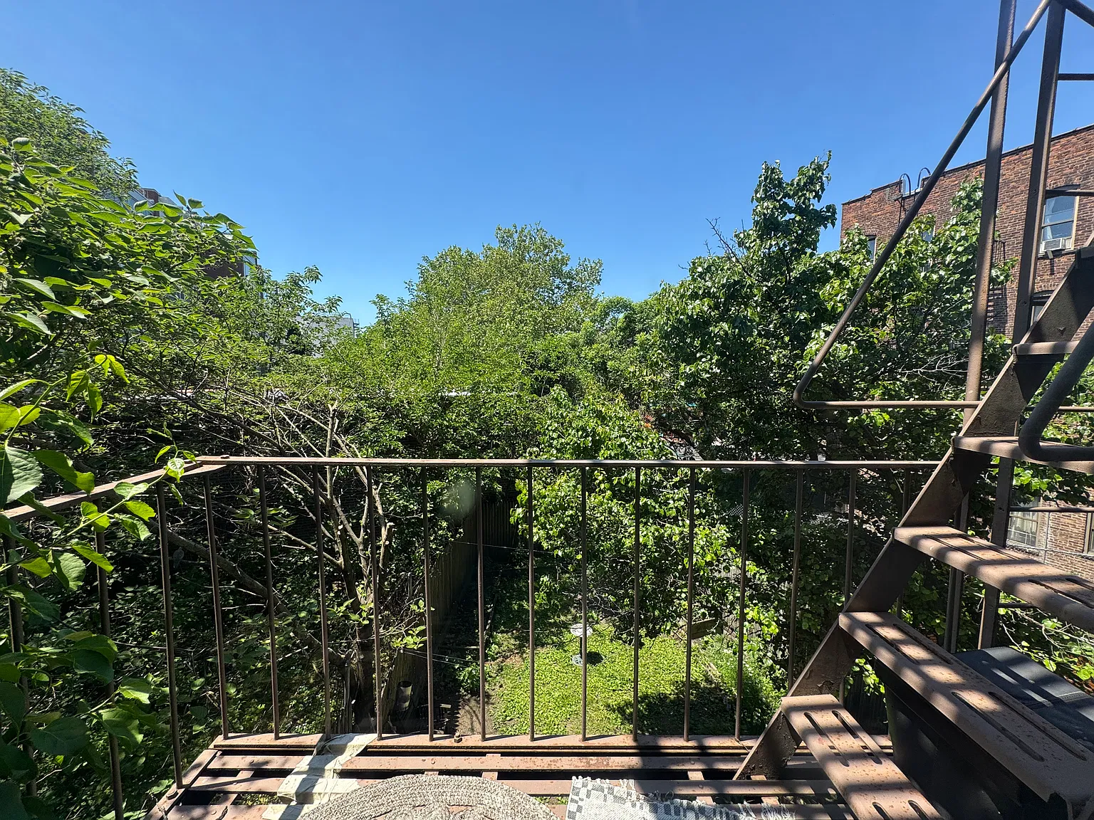 735 Washington Avenue — Photo 3