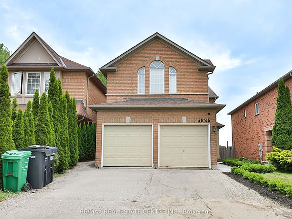 2nd image of 3826 Forest Bluff Cres