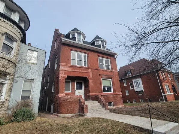 4253 Westminster Pl, Saint Louis, MO 63108