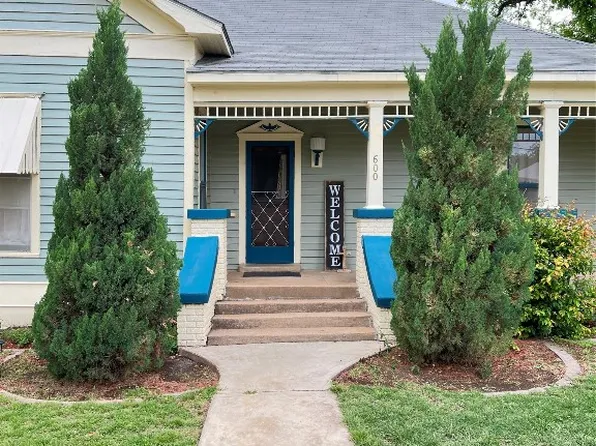 600 S Frio St, Coleman, TX 76834