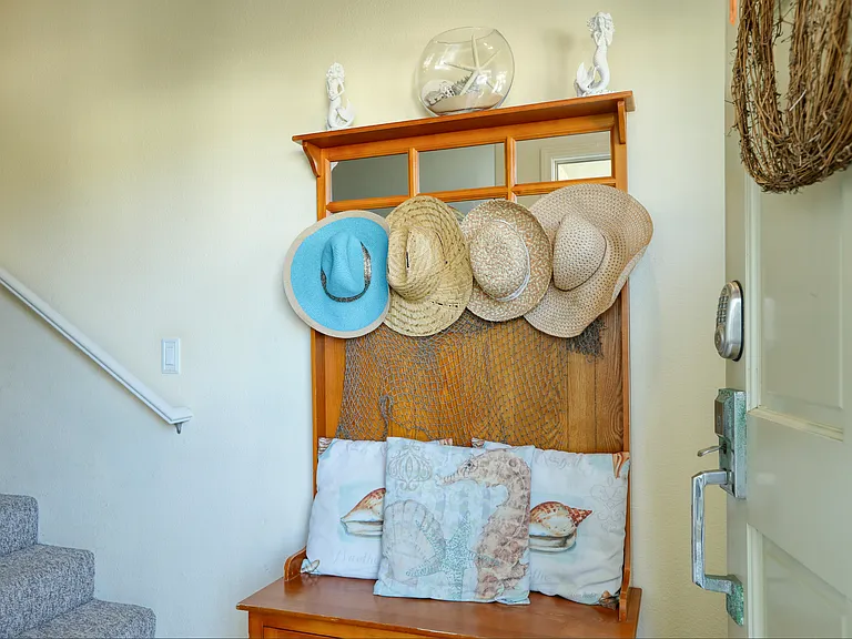 160 Ocean View Ave — Photo 7