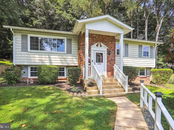 13609 Crispin Way, Rockville, MD 20853