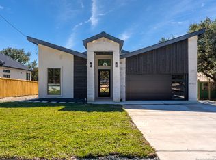 1164 Winding Creek Trl, Spring Branch, TX 78070