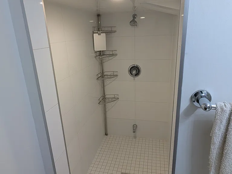 209 South Kingsway #1 — Photo 11