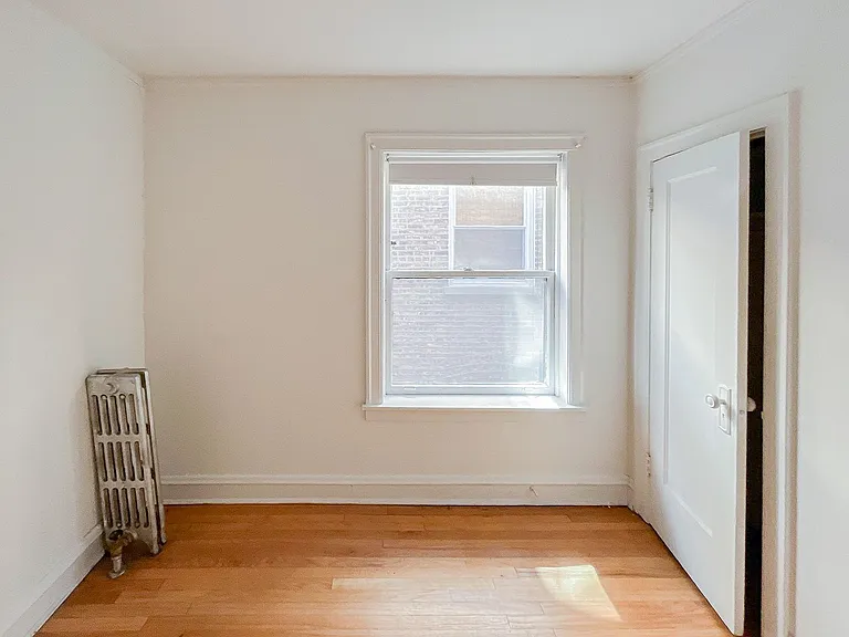 4500- 4506 N. Ashland / 1606-14 W. Sunnyside — Photo 8