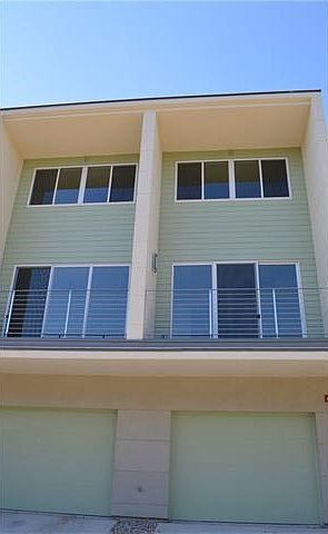 1st image of 604 N Bluff Dr Unit 116