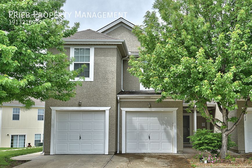 1st image of 824 Woodson Ct